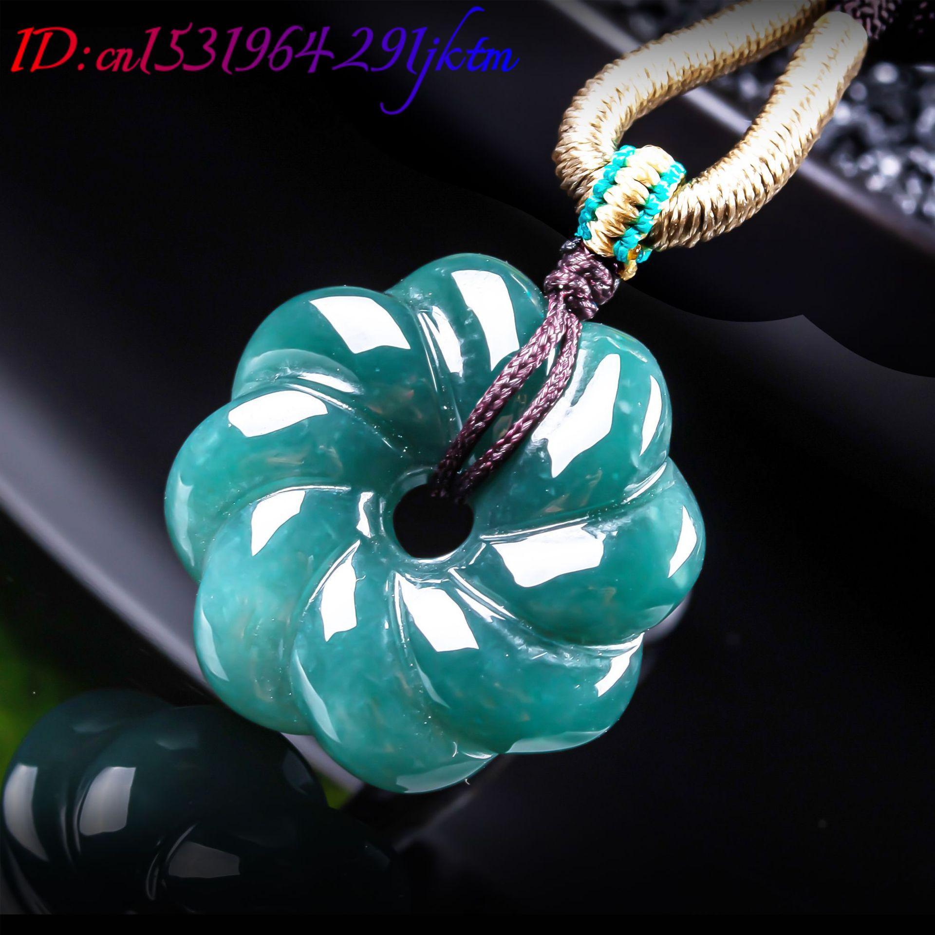 Collier avec pendentif en jade - Jewelry & Watches Sp Z Oo Janów Lubelski avis et prix