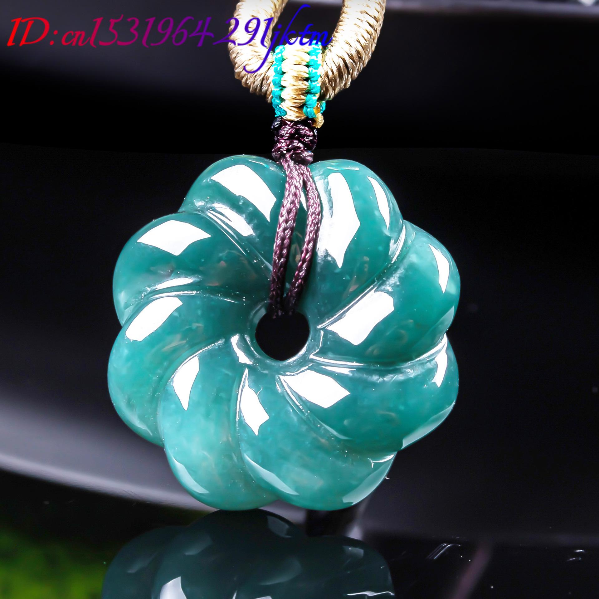 Collier avec pendentif en jade - Jewelry & Watches Sp Z Oo Janów Lubelski avis et prix