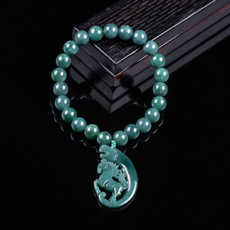 Bracelet en jadeite naturelle  - Jewelry & Watches Sp Z Oo Janów Lubelski avis et prix