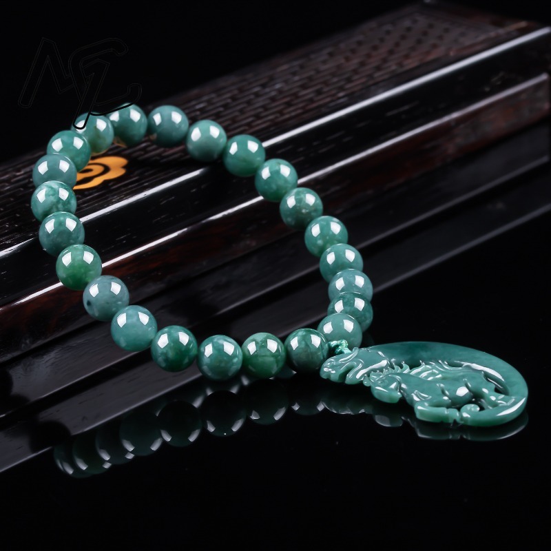 Bracelet en jadeite naturelle  - Jewelry & Watches Sp Z Oo Janów Lubelski avis et prix