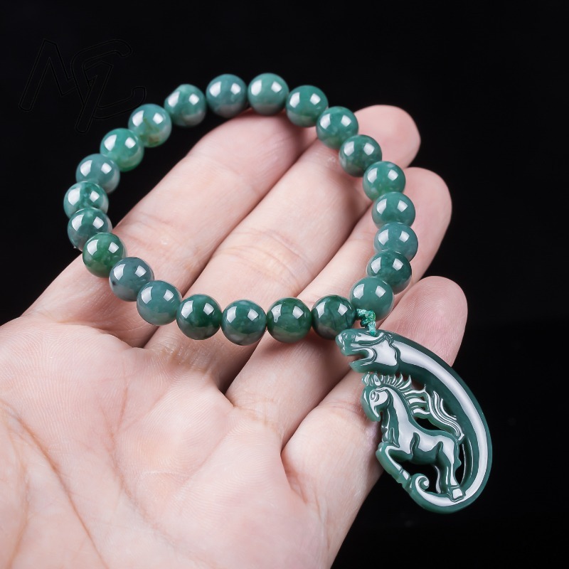 Bracelet en jadeite naturelle  - Jewelry & Watches Sp Z Oo Janów Lubelski avis et prix
