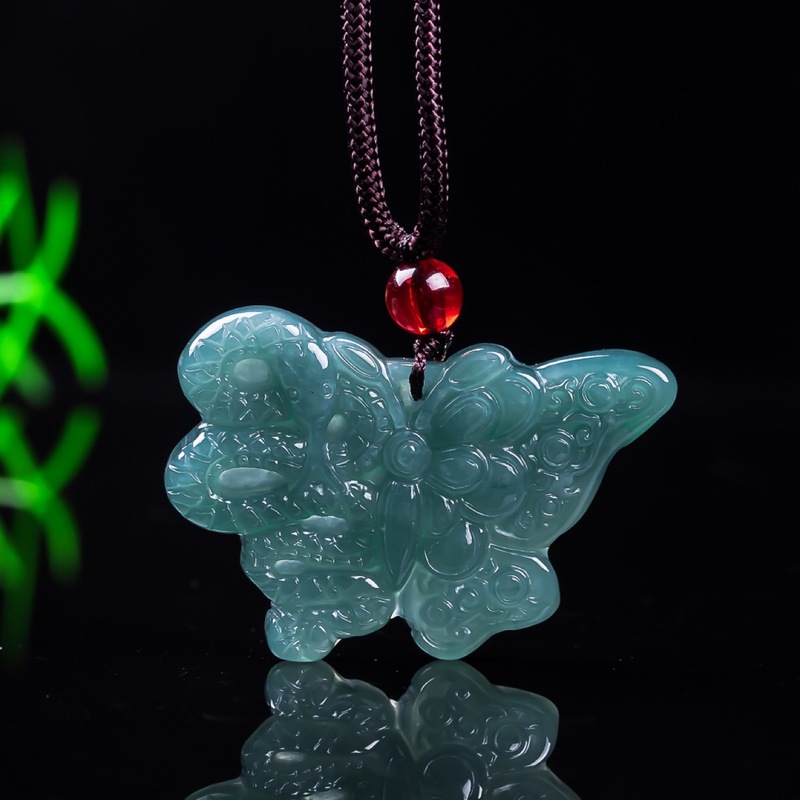 Jadeite naturelle de qualité A - Jewelry & Watches Sp Z Oo Janów Lubelski avis et prix