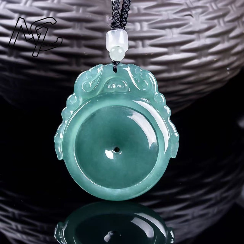 Pendentif Dragon en Jadeite Na - Jewelry & Watches Sp Z Oo Janów Lubelski avis et prix