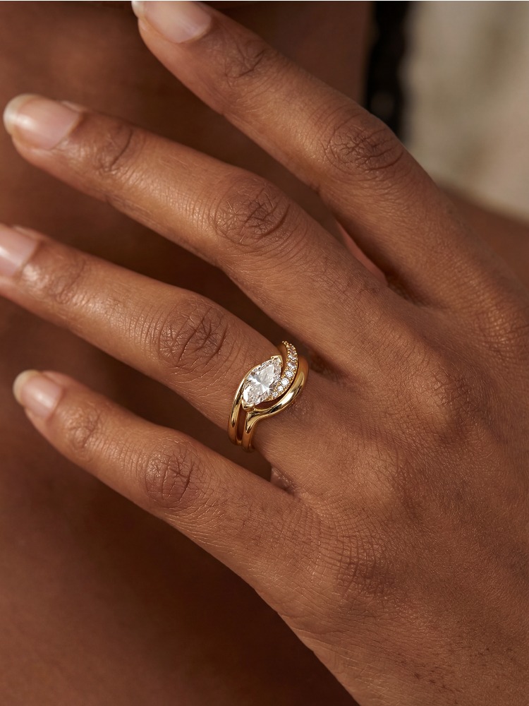 Bague torsadée en argent Sterl - Fine Jewelry & Watches Photos avis et prix